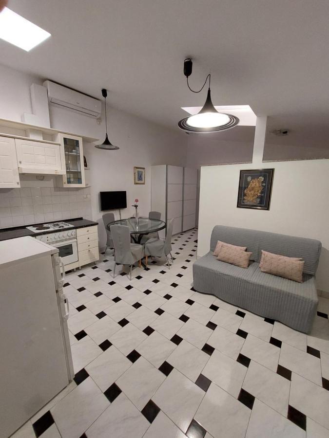 Studio Sakic Lägenhet Split Exteriör bild
